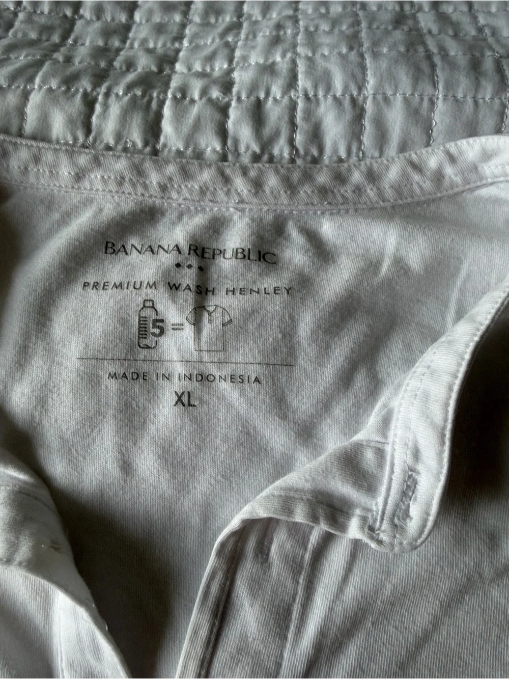 Banana Republic soft white